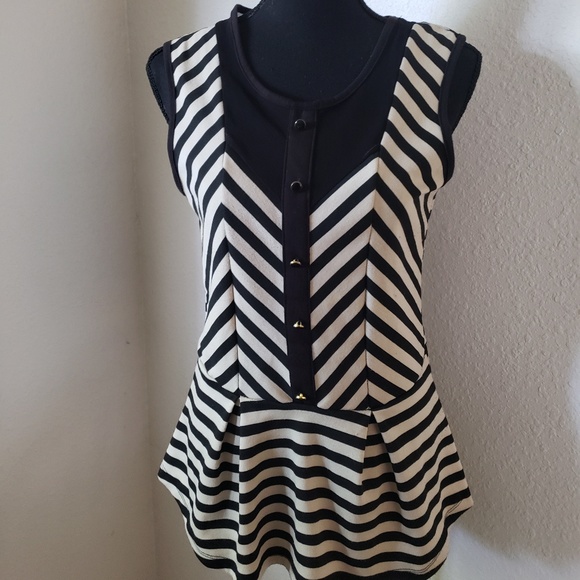 Tops - Womens Black/white Striped Sexy Peplum Top w/Mesh